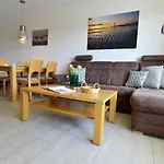 Strandhochhaus SHC8